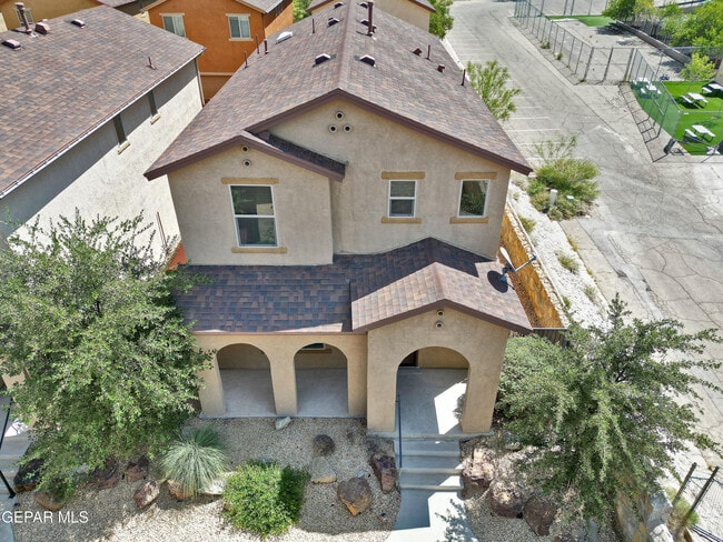 Primary Photo - 6716 Red Canyon Sage Ln