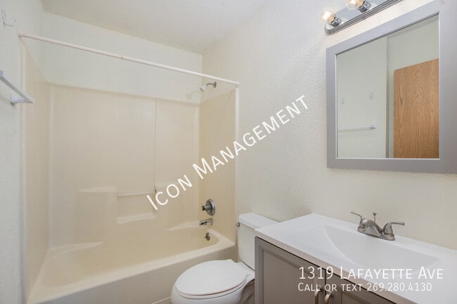 Building Photo - 1319 Lafayette Ave