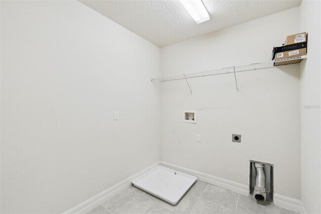 Building Photo - 2282 Nuthatch St