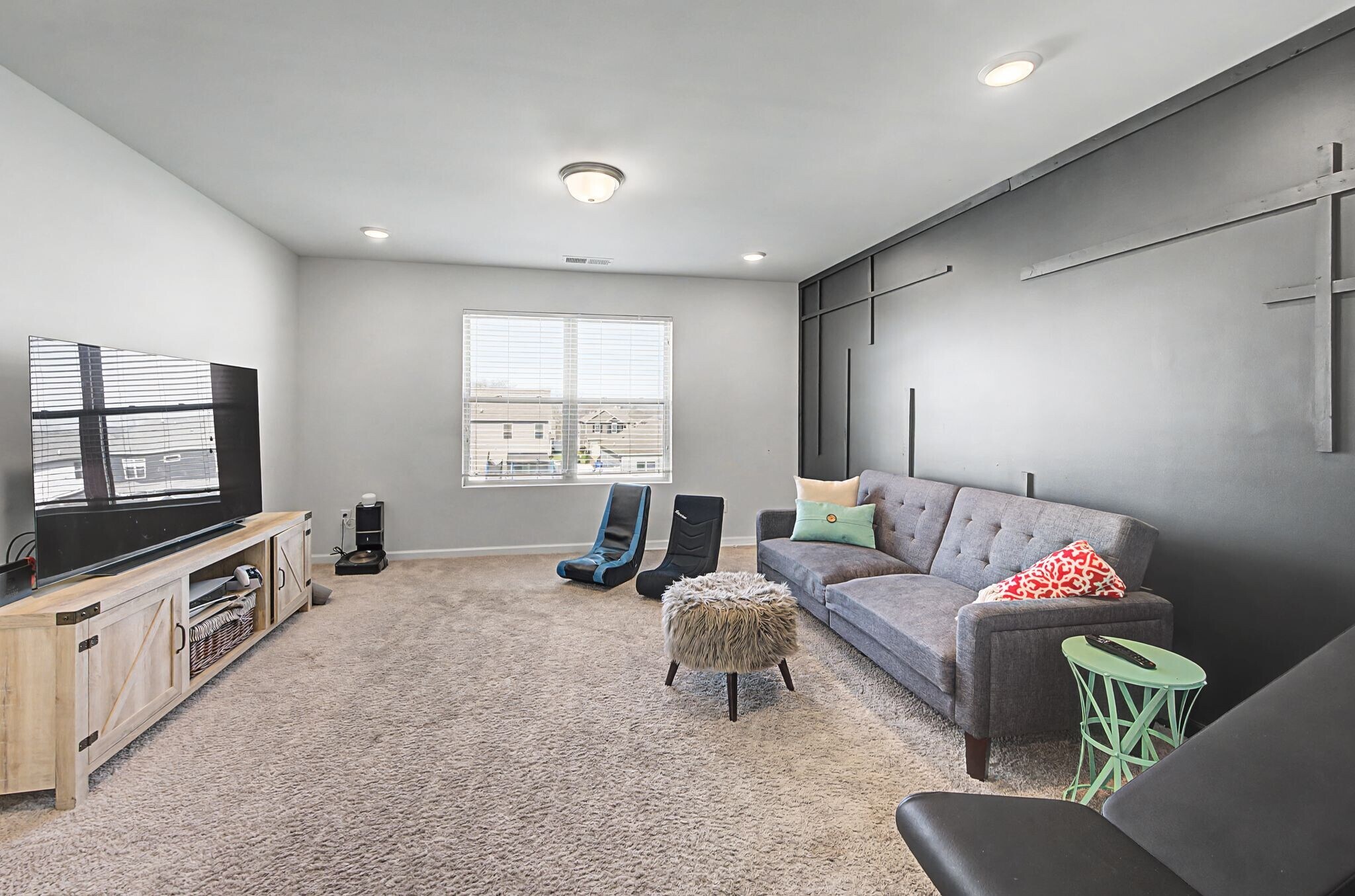 Building Photo - 2784 Nottingham Dr