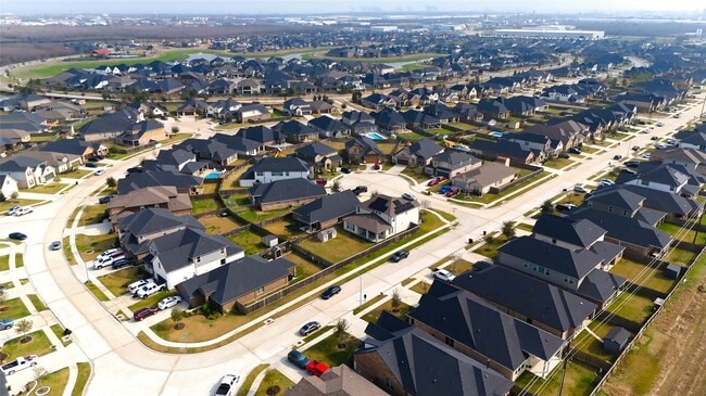Building Photo - 2232 Clements Shore Ln