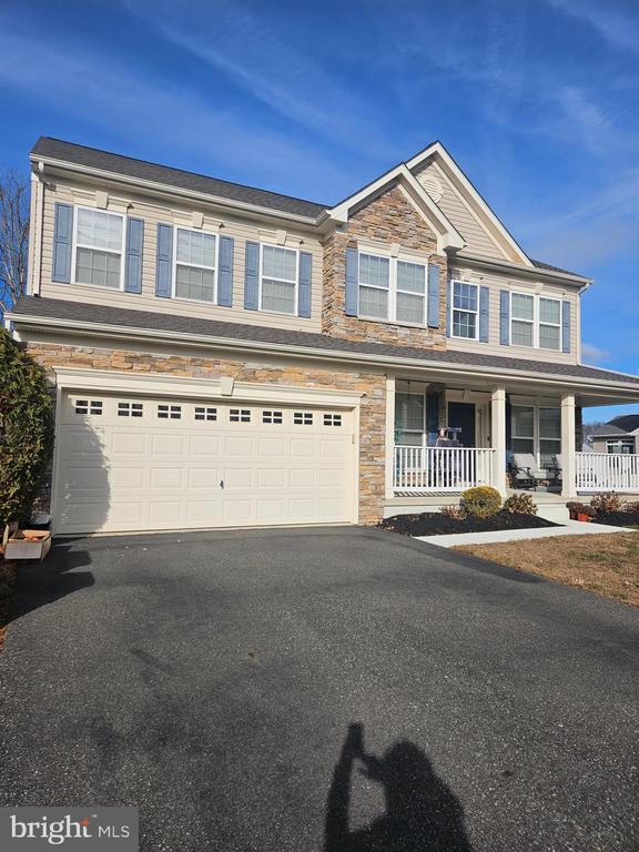 Building Photo - 1037 Suffolk Dr