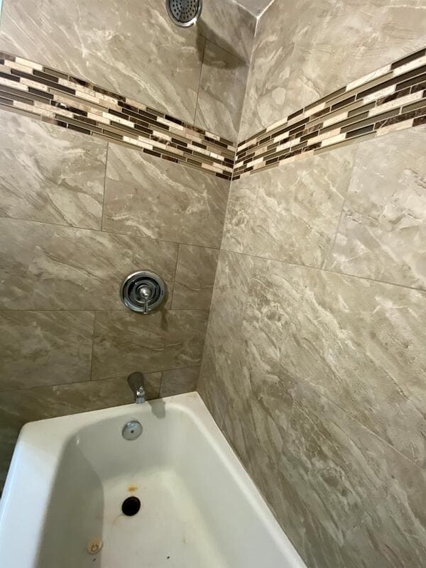 Building Photo - 1225 S Cedar Ave