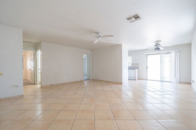 Building Photo - 13628 W Fargo Dr