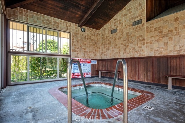 Building Photo - 28100 Ridgefern Ct