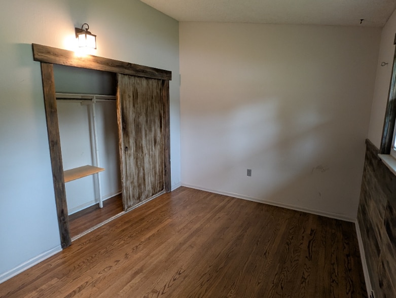 Building Photo - 524 Cactus Dr