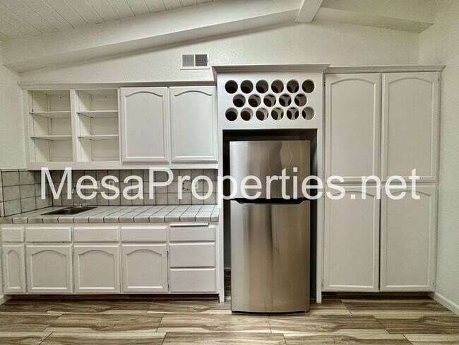Building Photo - 15717 Bear Valley Rd