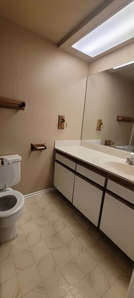 Building Photo - 44544 15th St E