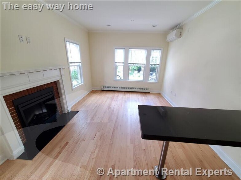 Building Photo - 65 Langdon St