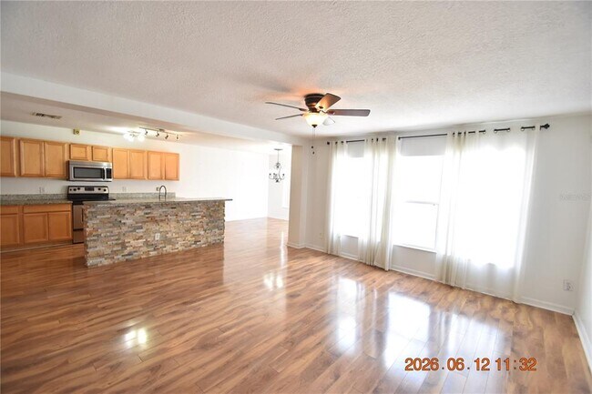 Building Photo - 10924 Subtle Trail Dr