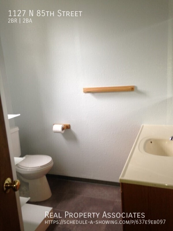 Building Photo - 1127 N 85th St