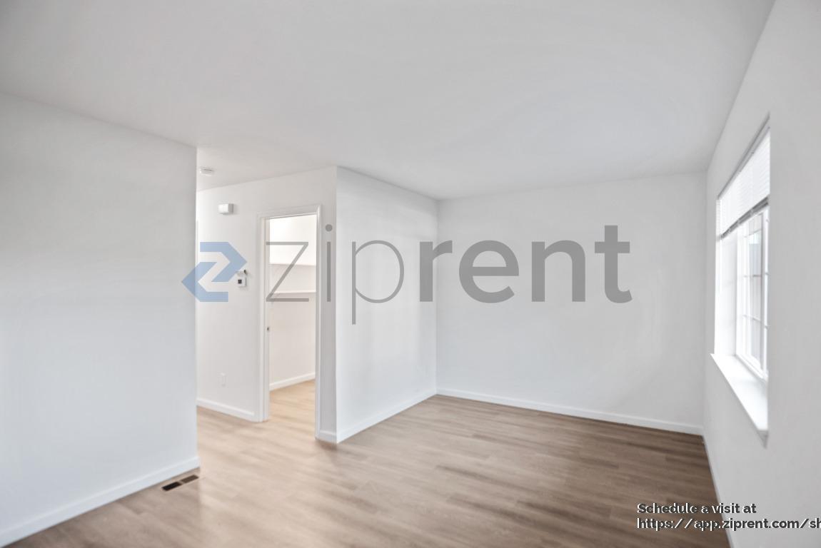 Building Photo - 29215 Dixon St