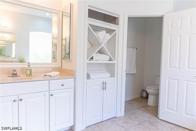 Building Photo - 14059 Mirror Ct