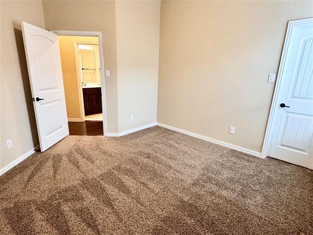 Building Photo - 409 Rossville Dr