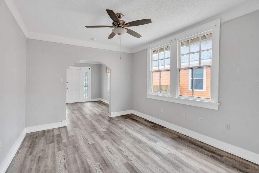 Building Photo - 1720 Independence St