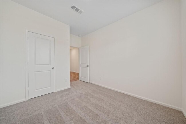 Building Photo - 31278 Williams Lndg St