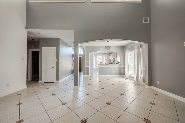 Building Photo - 18315 Brenwood Manor Dr