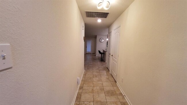Building Photo - 25307 Western Sage Ln