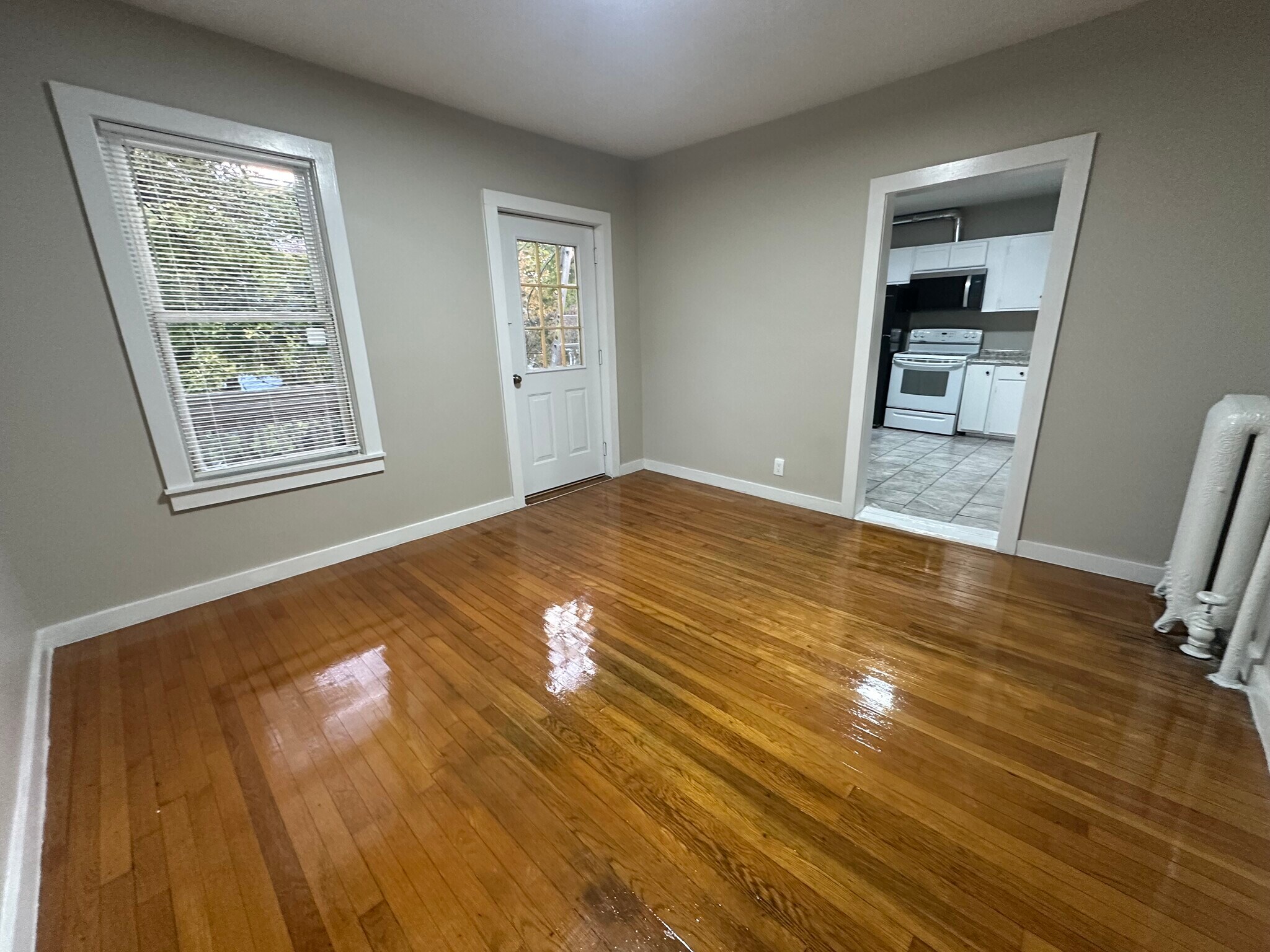 Building Photo - 51 Freeman Ave