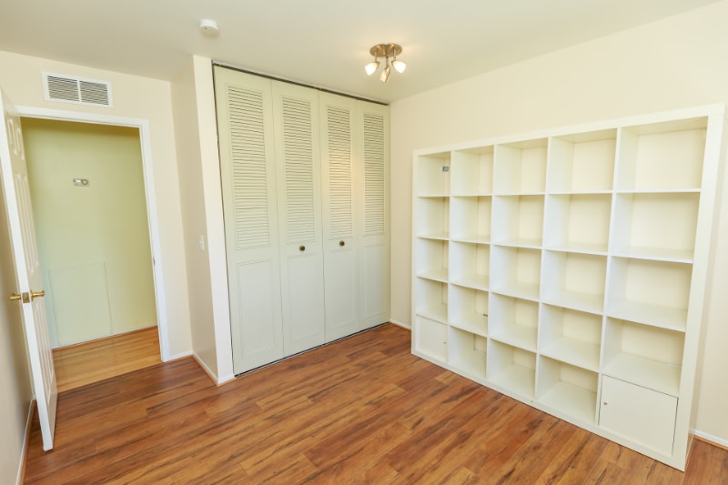 Building Photo - 430 Baldwin Ave