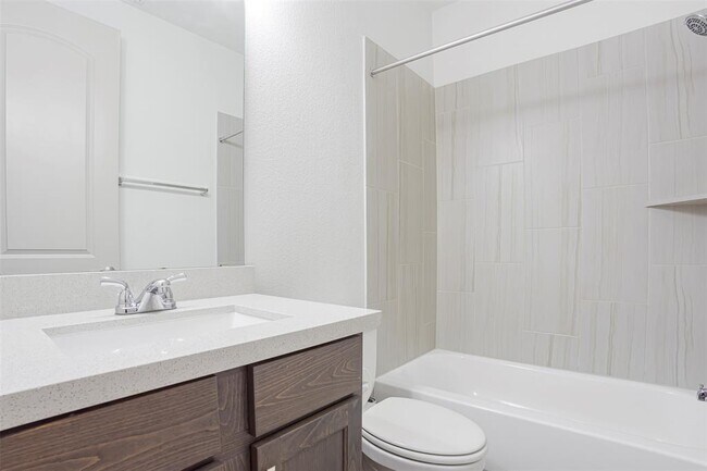 Building Photo - 228 Barton Oak Trl