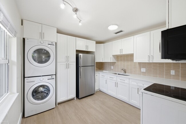 Building Photo - 355 Wickline Blvd