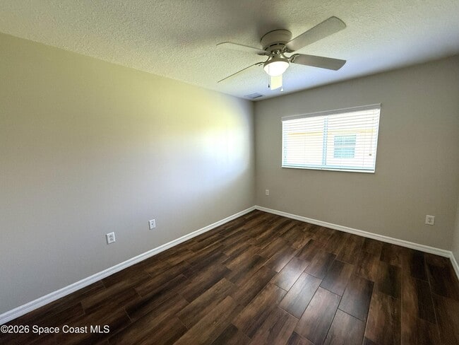 Building Photo - 3262 Siderwheel Dr