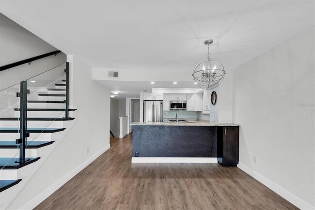Building Photo - 802 Hidden Harbour Dr