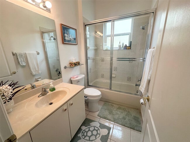 Building Photo - 6028 Santa Margarito Dr