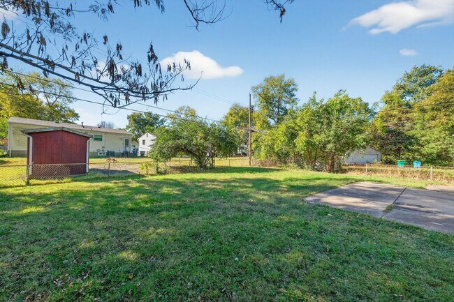 Building Photo - 1226 Baron Ave