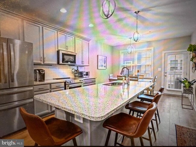 Building Photo - 303 Davage Ln