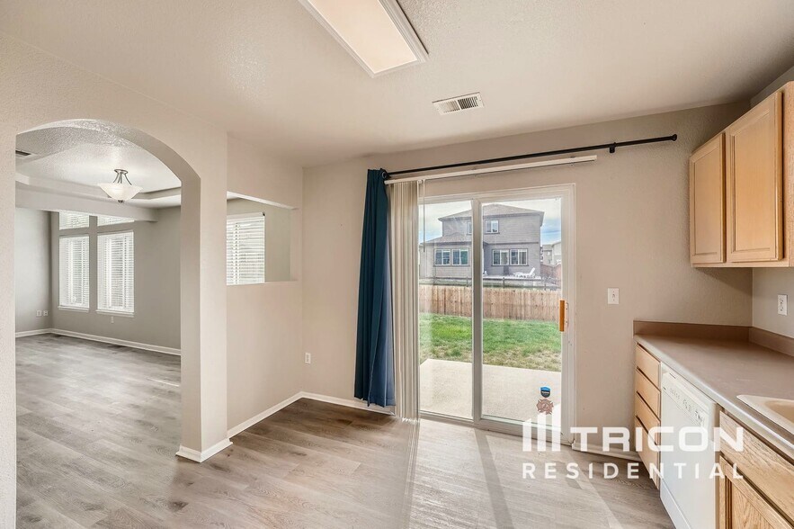 Building Photo - 16179 Peregrine Dr