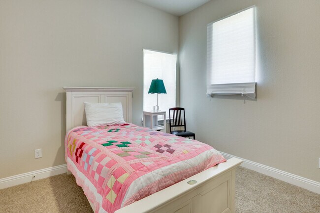 Building Photo - 12718 Mdw Gln Trl