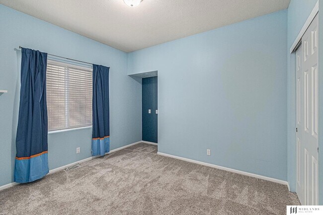 Building Photo - 4851 S 187th Ave