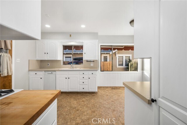 Building Photo - 243 N Grand St