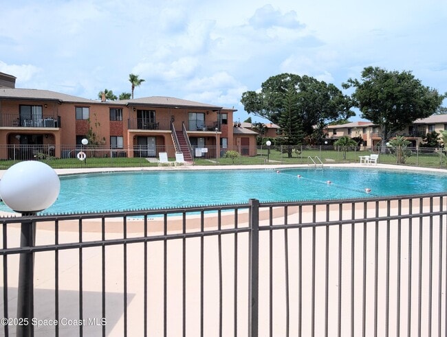 Building Photo - 121 San Juan Cir