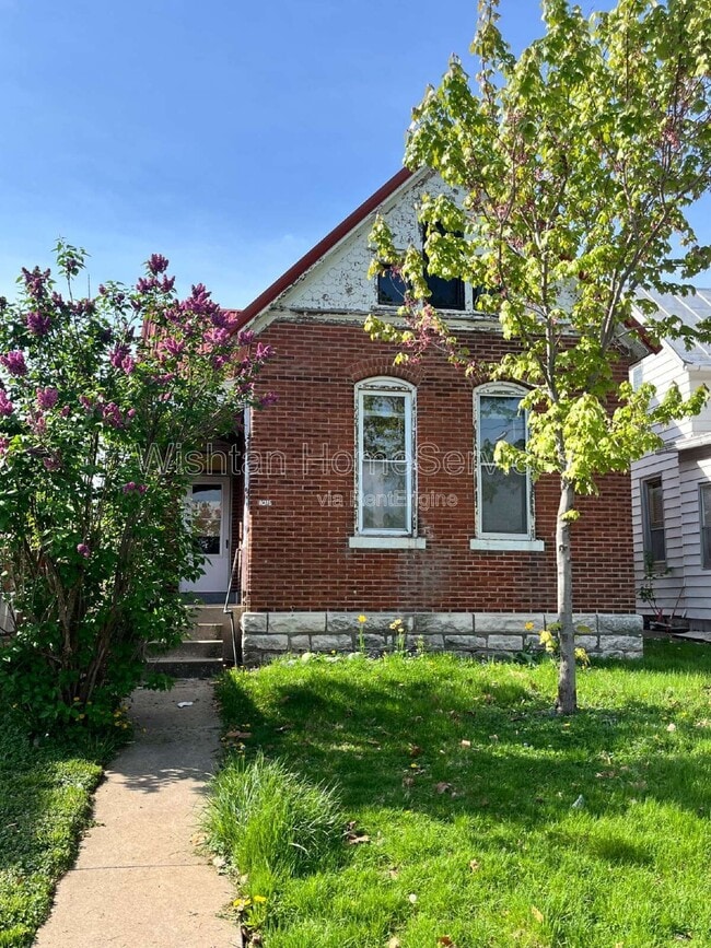 Building Photo - 1016 York St