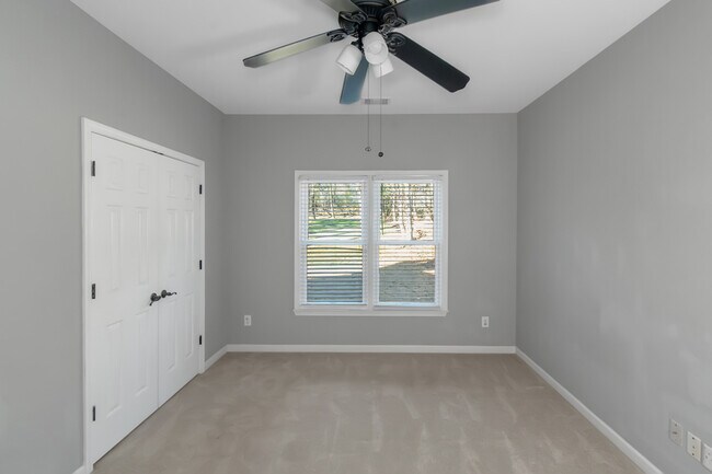 Building Photo - 13065 Tidewater Crossing