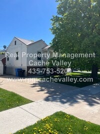 Building Photo - 408 N 200 W