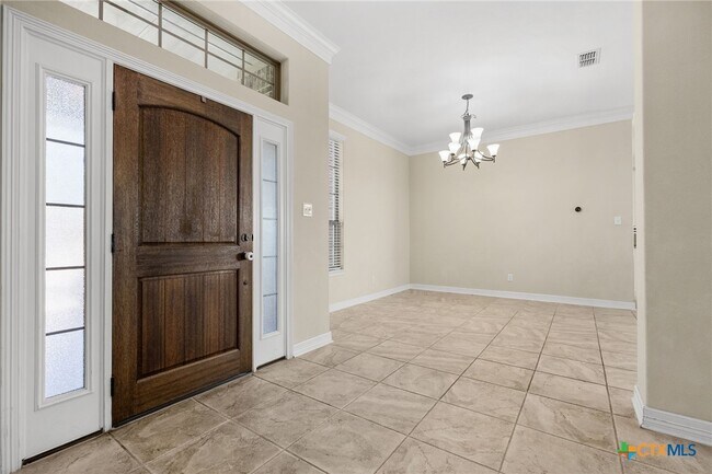 Building Photo - 109 Raven Dr