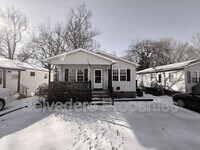 Building Photo - 415 N Dudley St