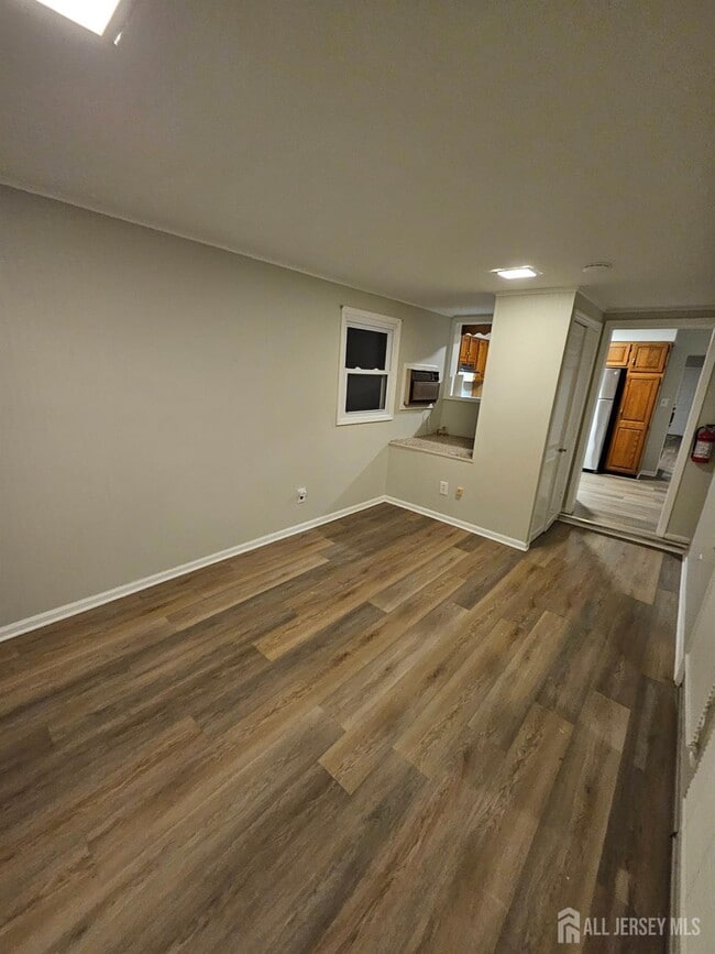 Building Photo - 74 Coley St