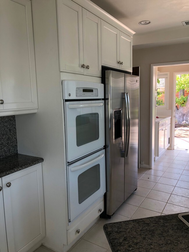 Building Photo - 2315 24th St