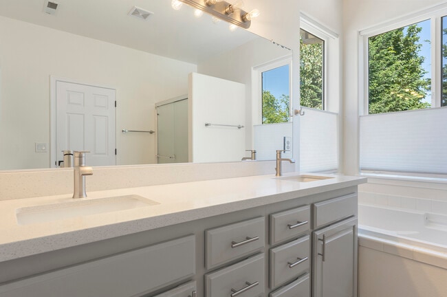 Building Photo - 3671 Wild Rose Loop