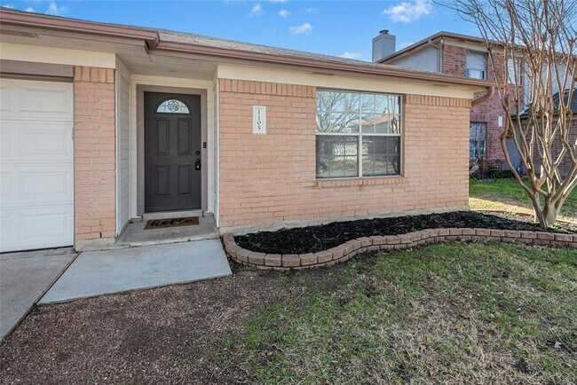 Building Photo - 1105 Hughmont Dr