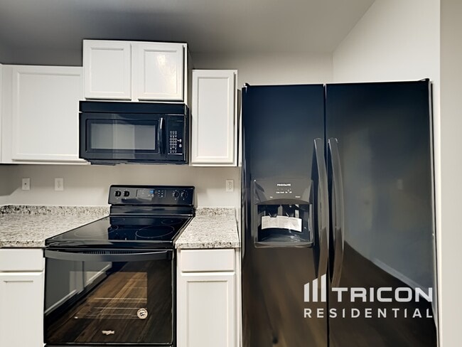 Building Photo - 3113 Decapolis Dr