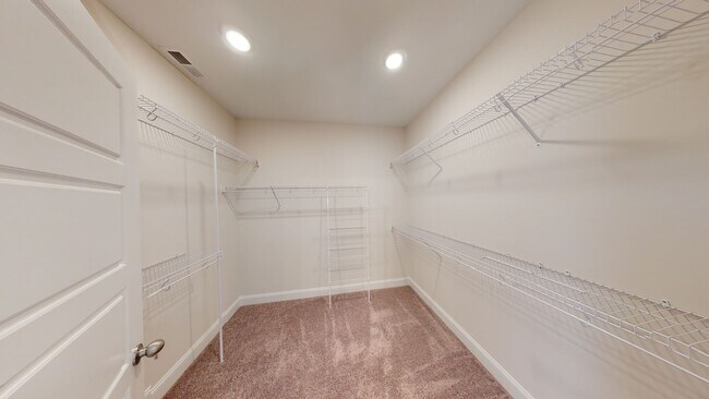 Building Photo - Modern Comfort Meets Everyday Convenience in Clarksville