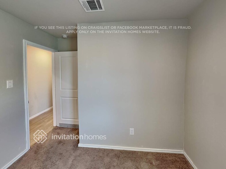 Building Photo - 4210 Southton Lk