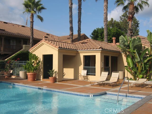 Building Photo - 2800 Keller Dr