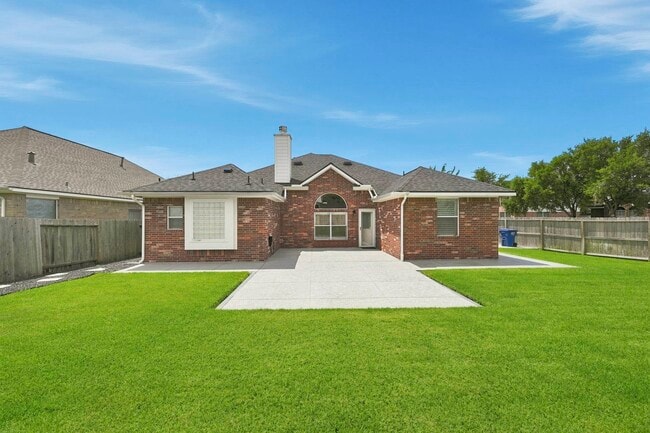 Building Photo - 17126 Sheffield Knoll Ln